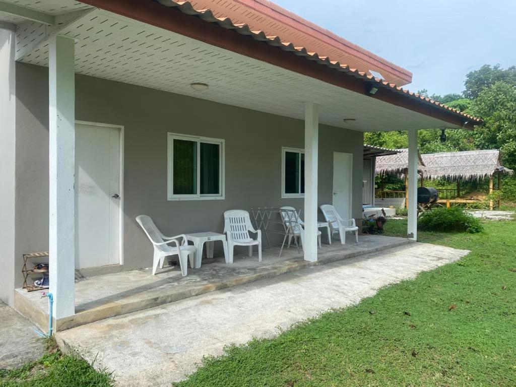 Near & Far Ko Lanta